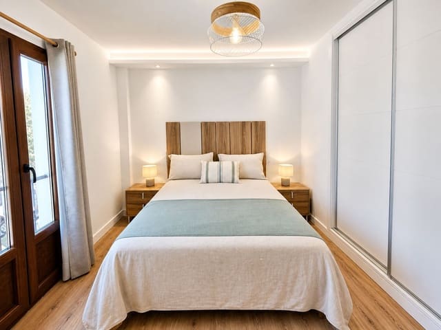 Image No.11-2 Bed Apartment for sale