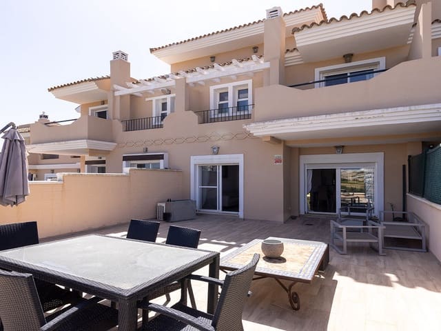 Image No.4-3 Bed Townhouse for sale