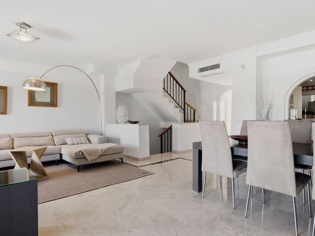 Image No.7-3 Bed Townhouse for sale