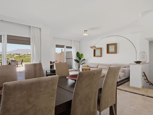Image No.9-3 Bed Townhouse for sale