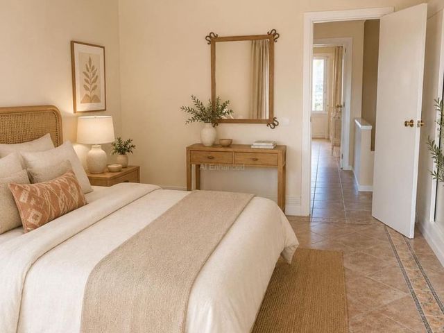 Image No.9-3 Bed Townhouse for sale