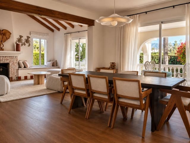 Image No.6-7 Bed Villa for sale