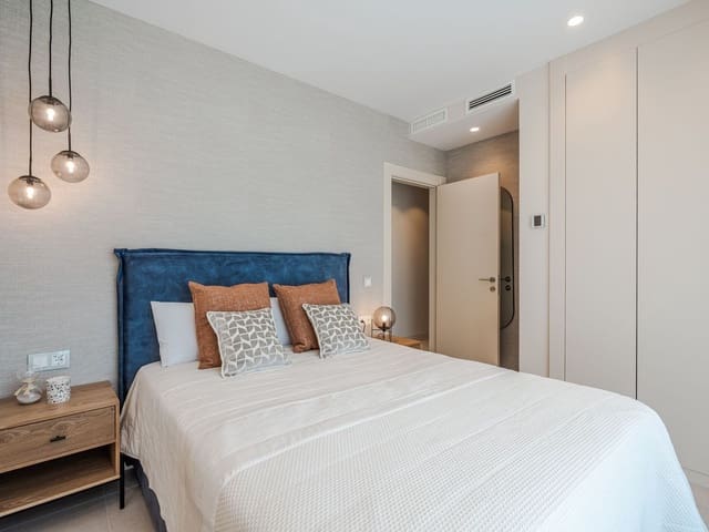 Image No.12-3 Bed Apartment for sale