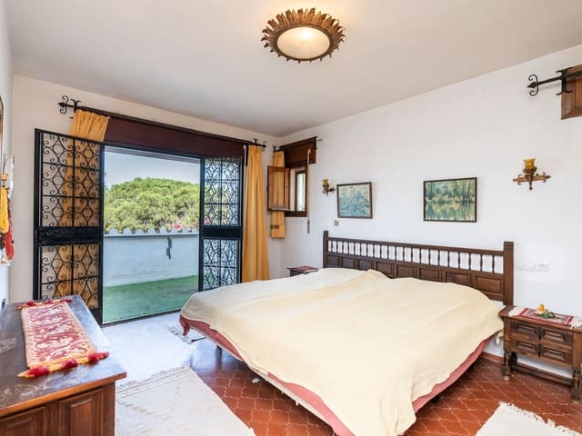 Image No.11-3 Bed Villa for sale