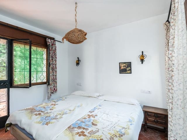 Image No.13-3 Bed Villa for sale