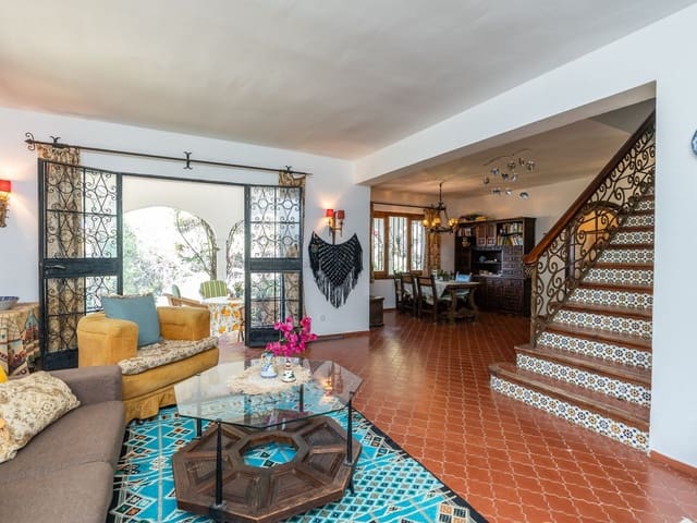 Image No.7-3 Bed Villa for sale