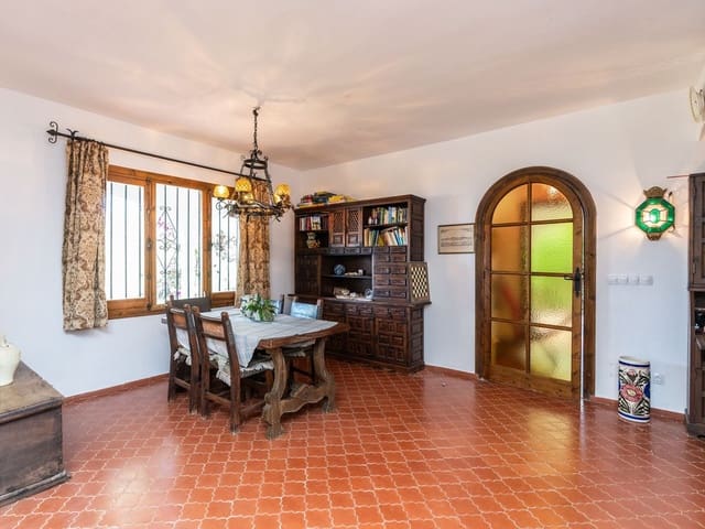 Image No.9-3 Bed Villa for sale