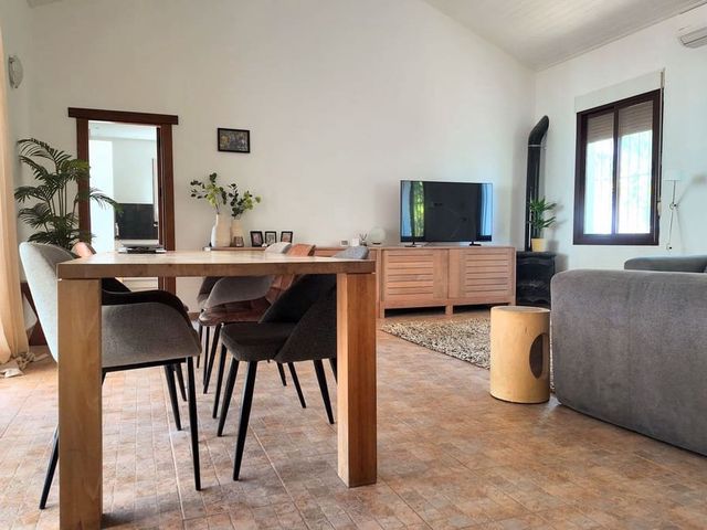 Image No.12-3 Bed Villa for sale