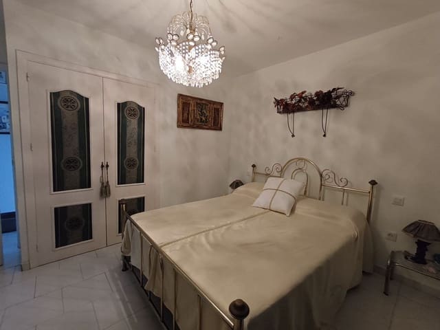 Image No.10-3 Bed Villa for sale