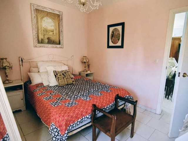 Image No.8-3 Bed Villa for sale