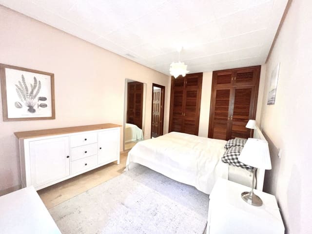 Image No.8-3 Bed Apartment for sale