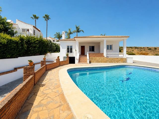 Image No.2-Villa de 3 chambres à vendre à Estepona