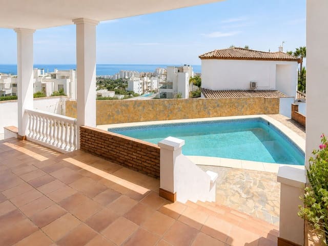 Image No.4-Villa de 3 chambres à vendre à Estepona