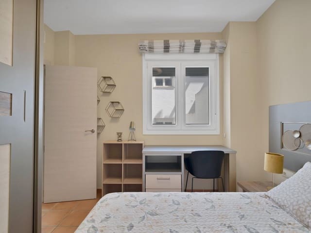 Image No.22-Maison de ville de 4 chambres à vendre à Fuengirola