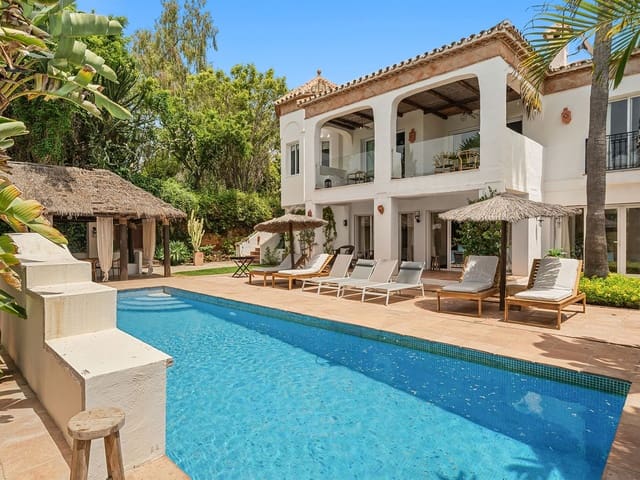 Image No.2-Villa de 8 chambres à vendre à El Rosario