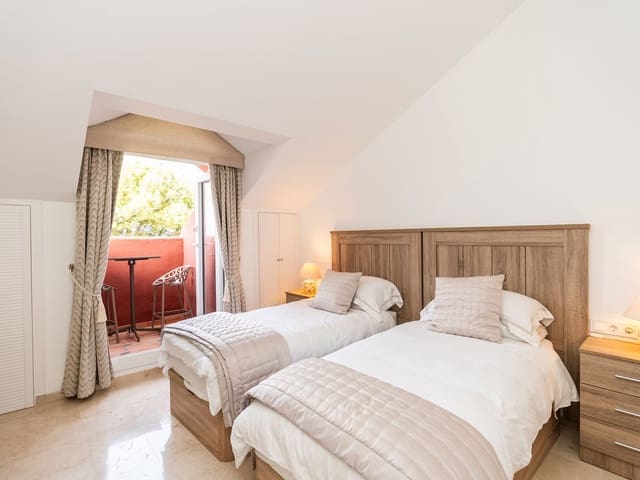 Image No.20-4 Bed Penthouse for sale