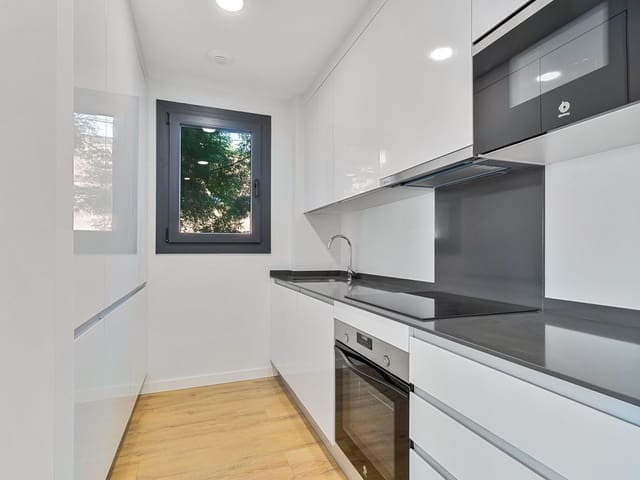 Image No.9-2 Bed Apartment for sale