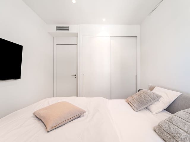 Image No.22-3 Bed Penthouse for sale
