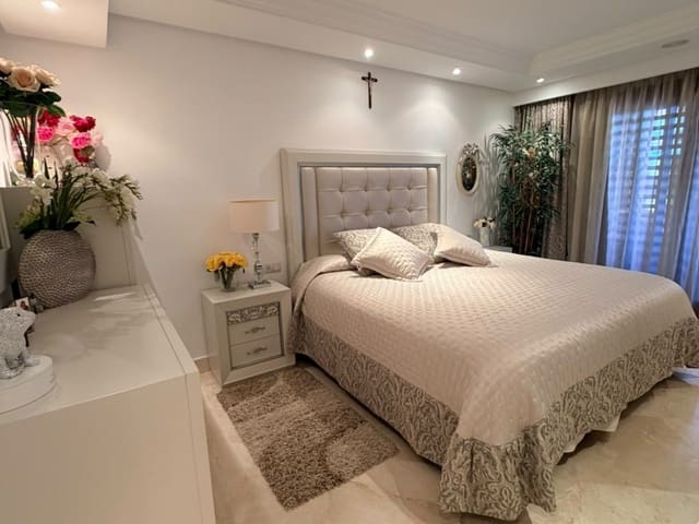 Image No.12-Appartement de 2 chambres à vendre à Estepona