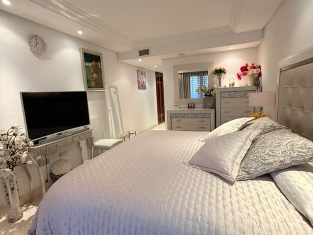 Image No.14-Appartement de 2 chambres à vendre à Estepona