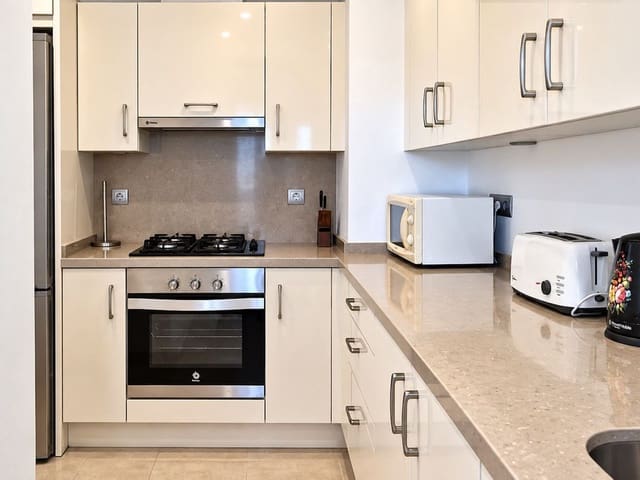 Image No.9-2 Bed Apartment for sale