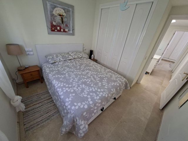 Image No.13-3 Bed Townhouse for sale