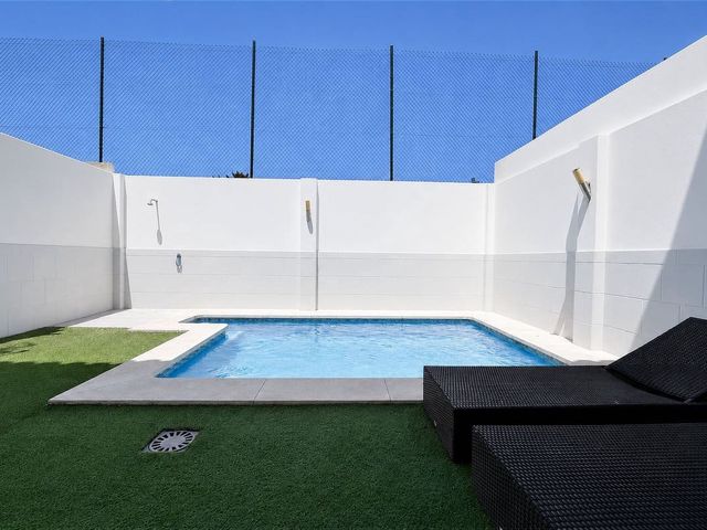 Image No.2-3 Bed Townhouse for sale
