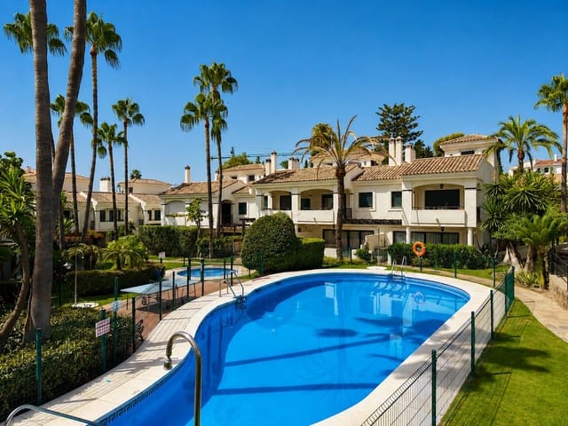 Image No.2-4 Bed Townhouse for sale