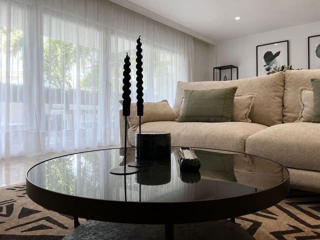 Image No.5-4 Bed Townhouse for sale