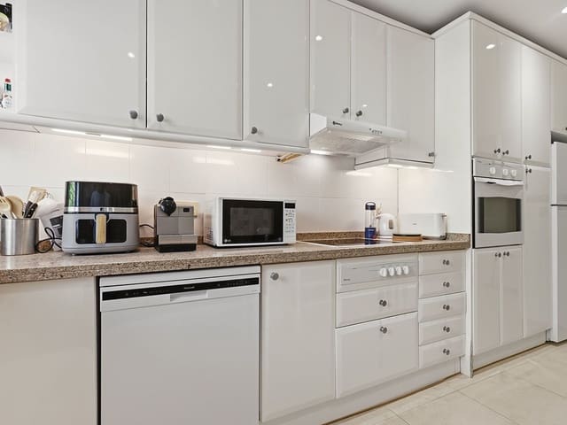 Image No.11-2 Bed Apartment for sale