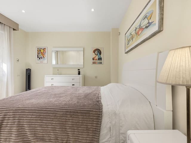 Image No.12-2 Bed Apartment for sale