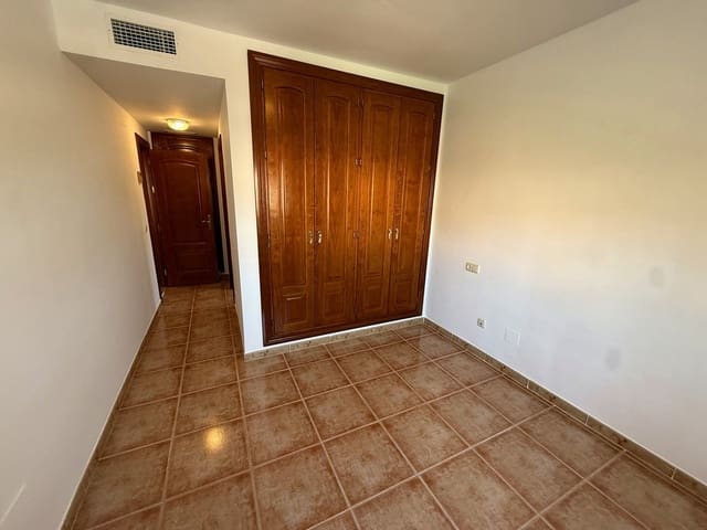 Image No.10-3 Bed Townhouse for sale