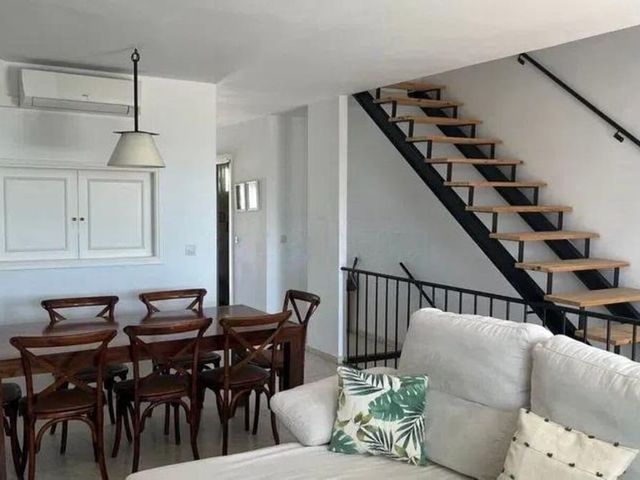 Image No.9-4 Bed Townhouse for sale