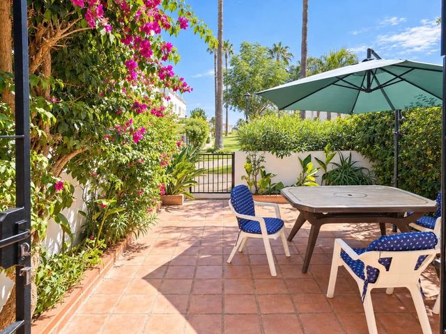 Image No.3-4 Bed Townhouse for sale