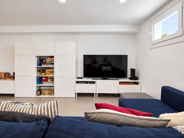 Image No.8-3 Bed Townhouse for sale