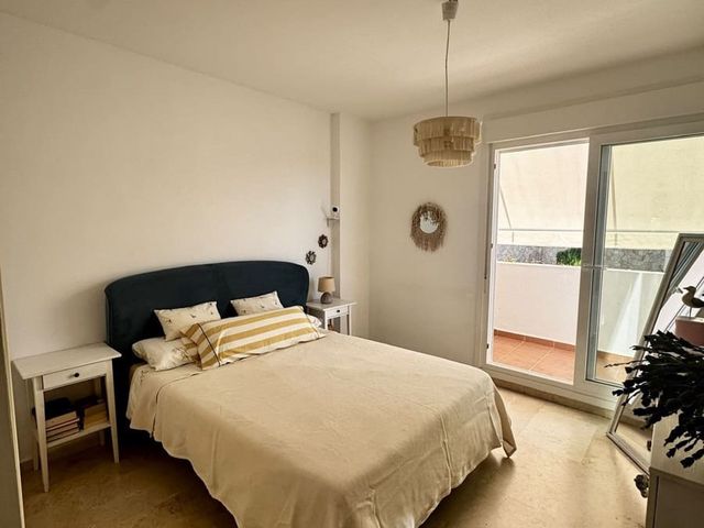 Image No.11-3 Bed Townhouse for sale