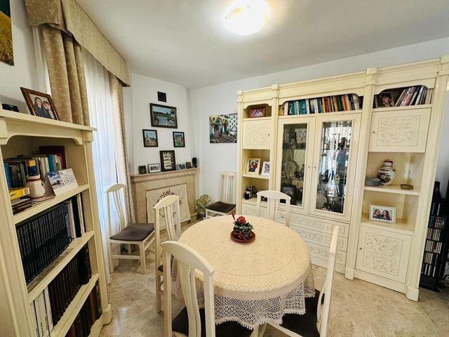 Image No.7-2 Bed Townhouse for sale