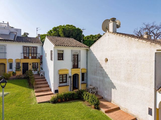 Image No.3-Maison de ville de 2 chambres à vendre à Elviria