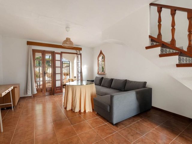 Image No.8-Maison de ville de 2 chambres à vendre à Elviria