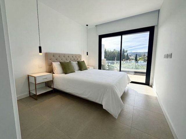 Image No.4-3 Bed Townhouse for sale