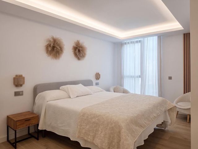 Image No.17-4 Bed Villa for sale