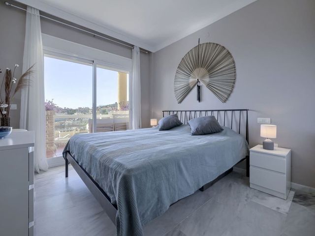 Image No.19-2 Bed Apartment for sale