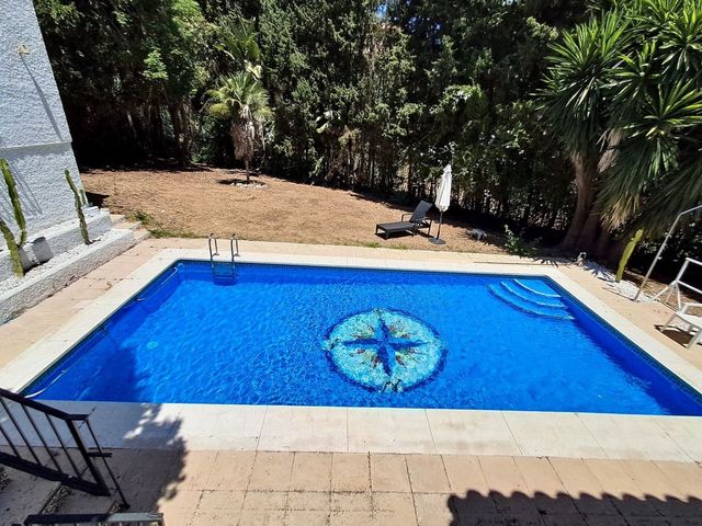 Image No.3-7 Bed Villa for sale