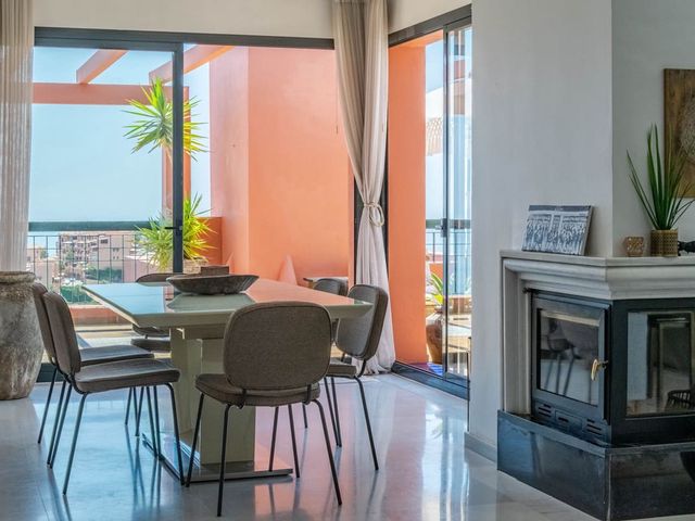 Image No.10-4 Bed Penthouse for sale