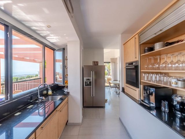 Image No.12-4 Bed Penthouse for sale