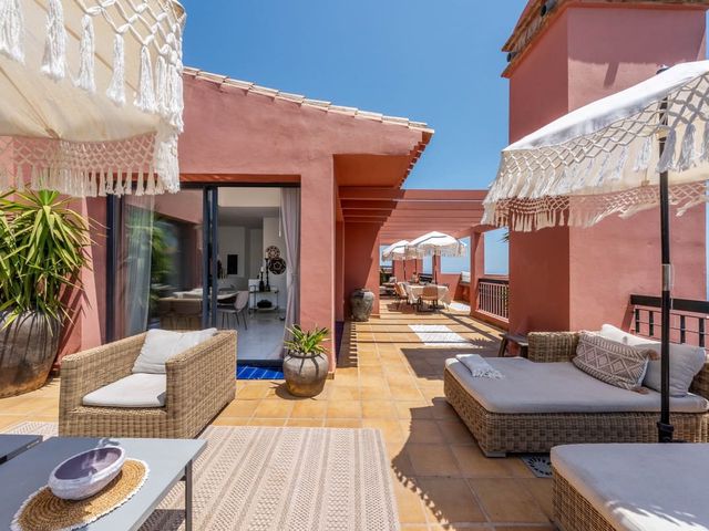 Image No.3-4 Bed Penthouse for sale