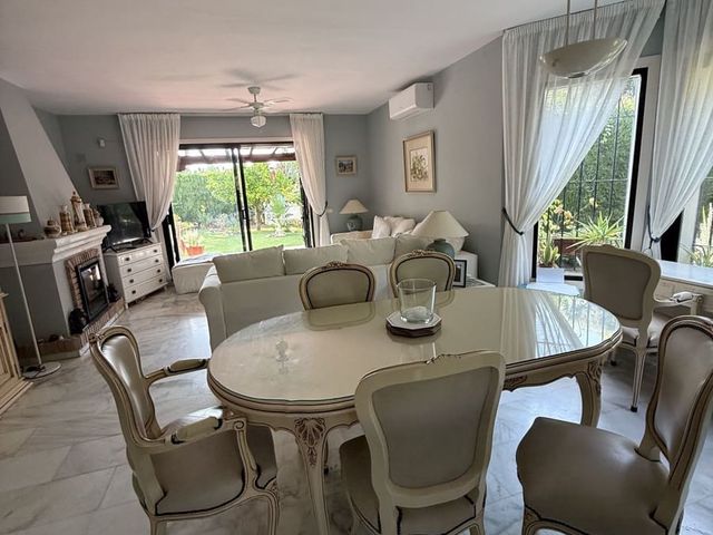 Image No.6-4 Bed Villa for sale