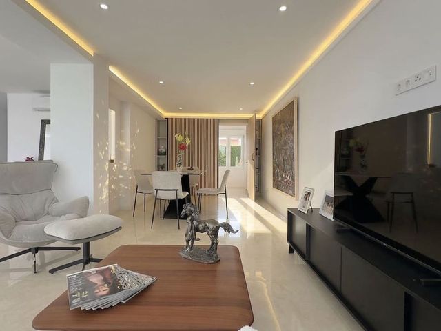Image No.7-3 Bed Townhouse for sale