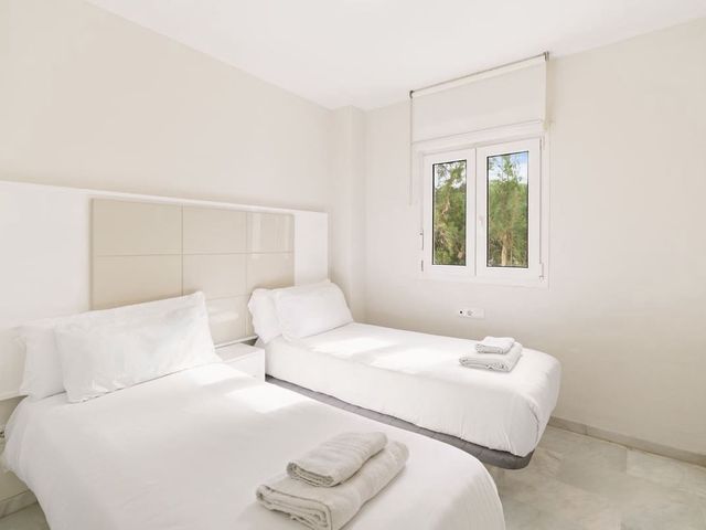 Image No.13-2 Bed Apartment for sale