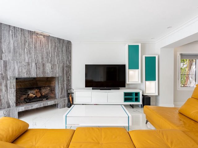 Image No.7-7 Bed Villa for sale